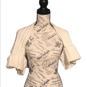 💓PLUSH💓100% Cashmere Victoria’s Secret Shrug